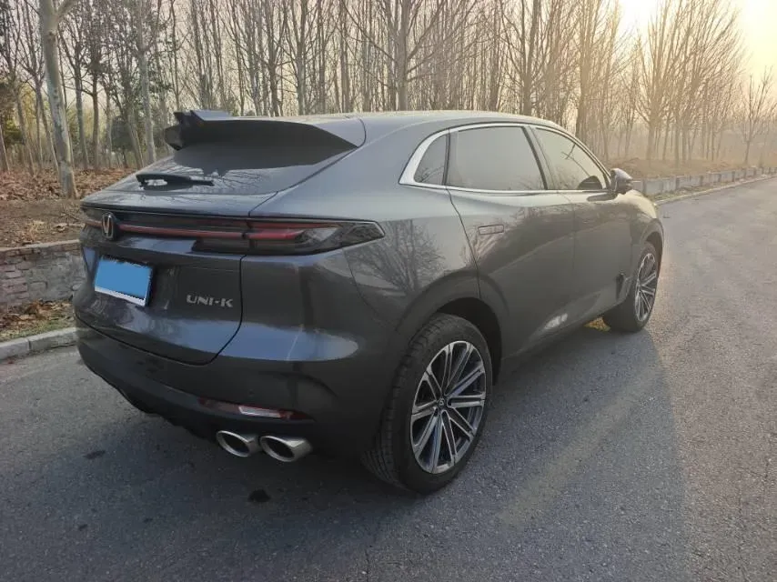 2024 ChangAn UNI-K 2.0T 233HP L4 8AT,autocango,china used car exporter,china ev exporter,chinese used car exporter,chinese used ev exporter