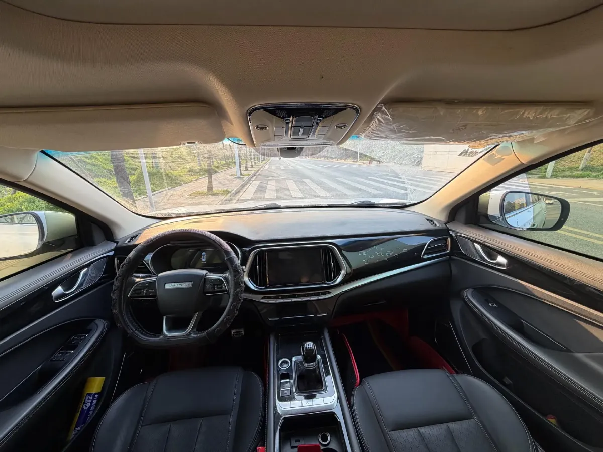 2019 Jetour X90 1.5T 147HP L4 6MT,autocango,china used car exporter,china ev exporter,chinese used car exporter,chinese used ev exporter