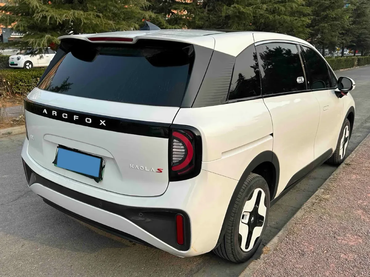 2024 ARCFOX KAOLA S BEV 58.8KWH,autocango,china used car exporter,china ev exporter,chinese used car exporter,chinese used ev exporter