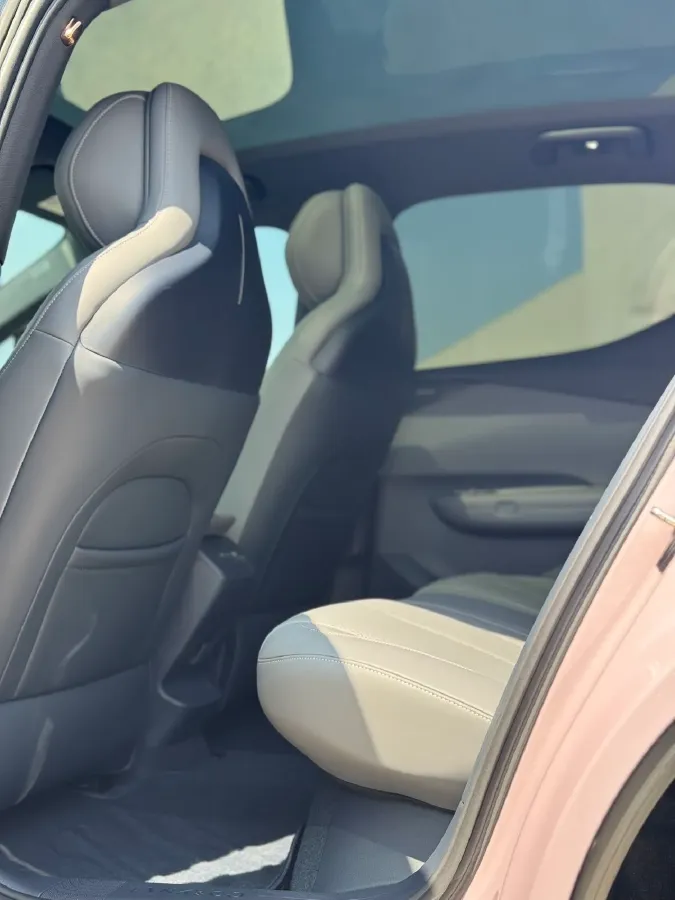 2025 Dongfeng Z9 2.0T 258HP L4 8AT,autocango,china used car exporter,china ev exporter,chinese used car exporter,chinese used ev exporter