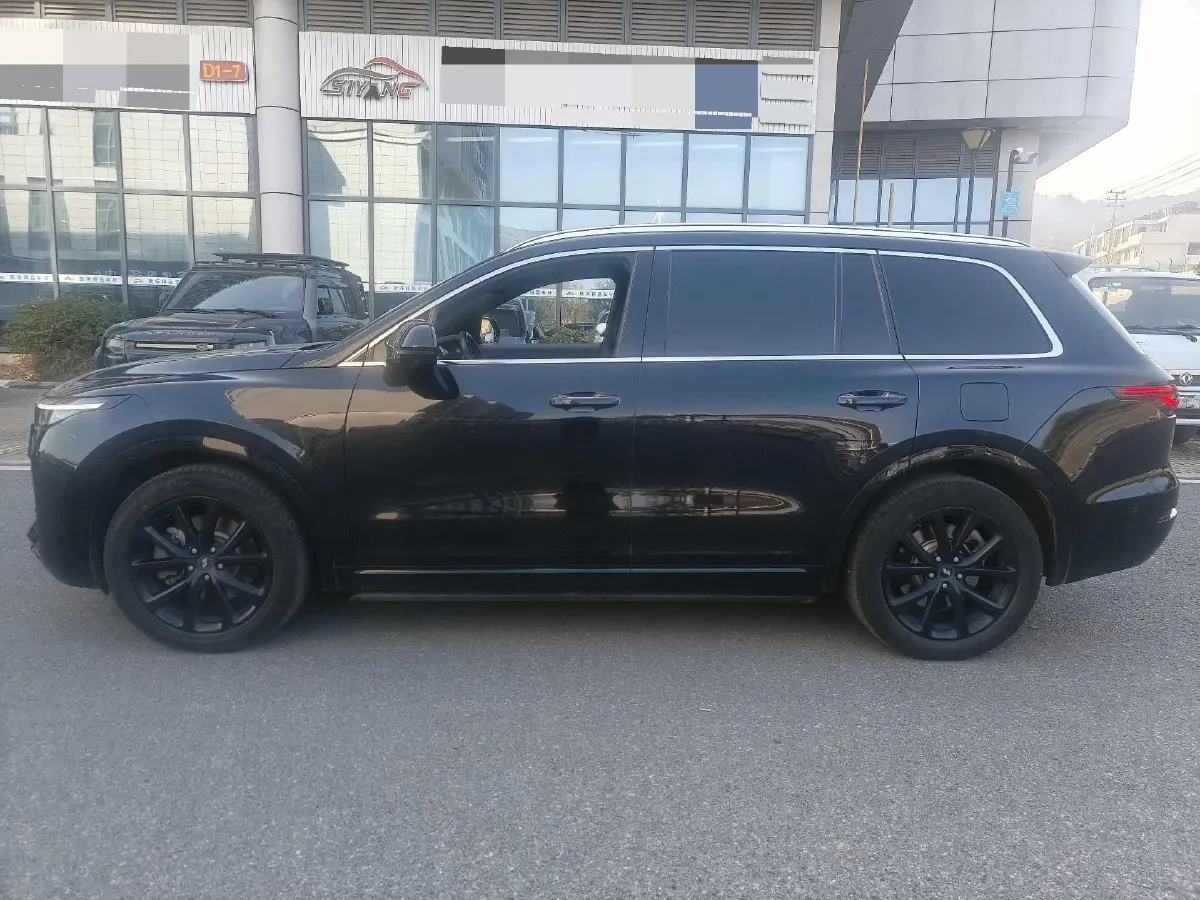 2021 Li ONE Range Extended 131HP REEV 40.5KWH,autocango,china used car exporter,china ev exporter,chinese used car exporter,chinese used ev exporter