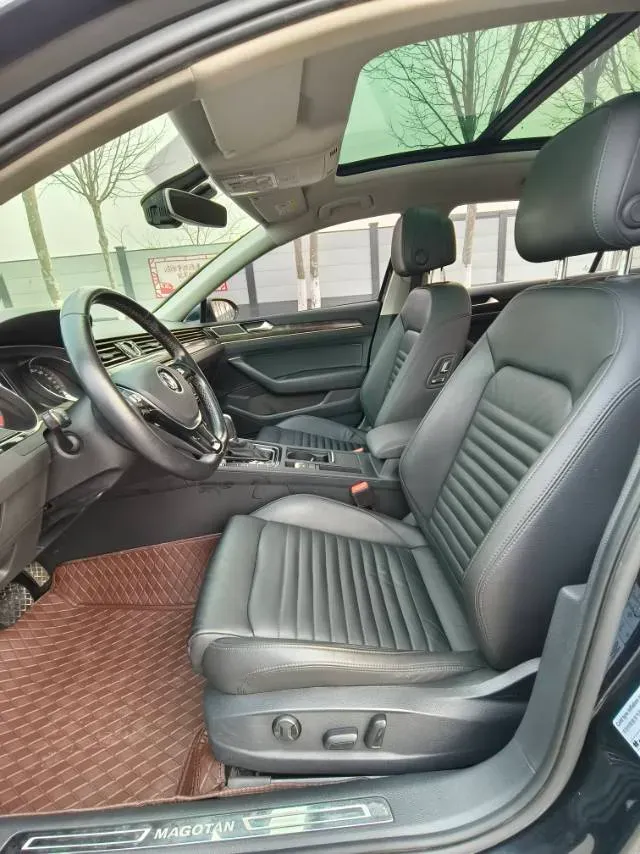 2019 Volkswagen Magotan 2.0T 186HP L4 7DCT,autocango,china used car exporter,china ev exporter,chinese used car exporter,chinese used ev exporter