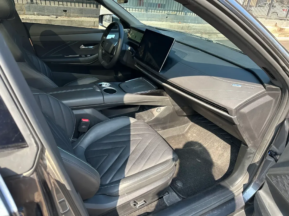 2024 Deepal SL03 BEV 58.89KWH,autocango,china used car exporter,china ev exporter,chinese used car exporter,chinese used ev exporter