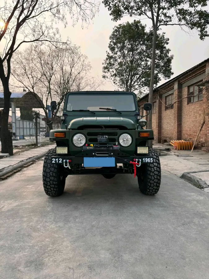 2016 BAW 212 2.0L 102HP L4 5MT,autocango,china used car exporter,china ev exporter,chinese used car exporter,chinese used ev exporter