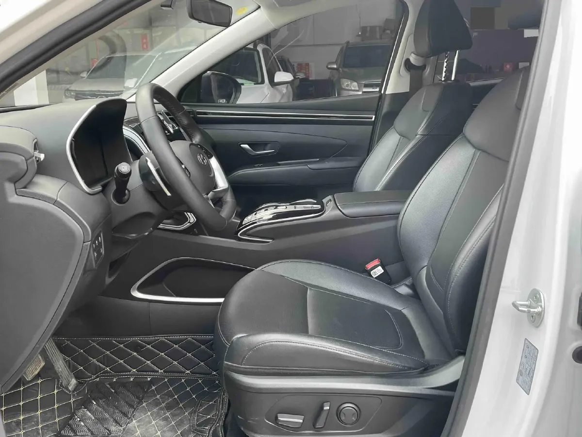 2023 Hyundai Tucson 1.5T 200HP L4 8AT,autocango,china used car exporter,china ev exporter,chinese used car exporter,chinese used ev exporter