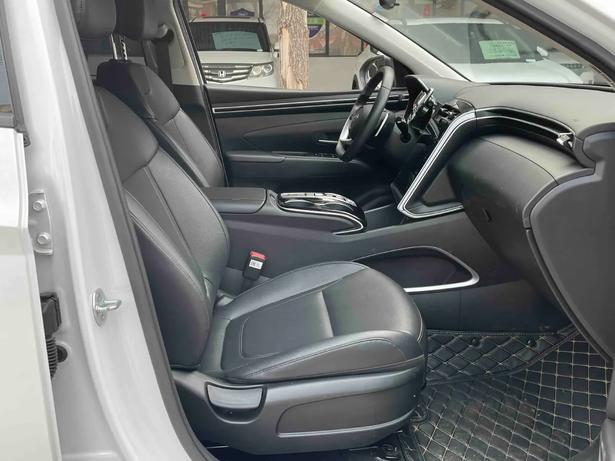 2023 Hyundai Tucson 1.5T 200HP L4 8AT,autocango,china used car exporter,china ev exporter,chinese used car exporter,chinese used ev exporter