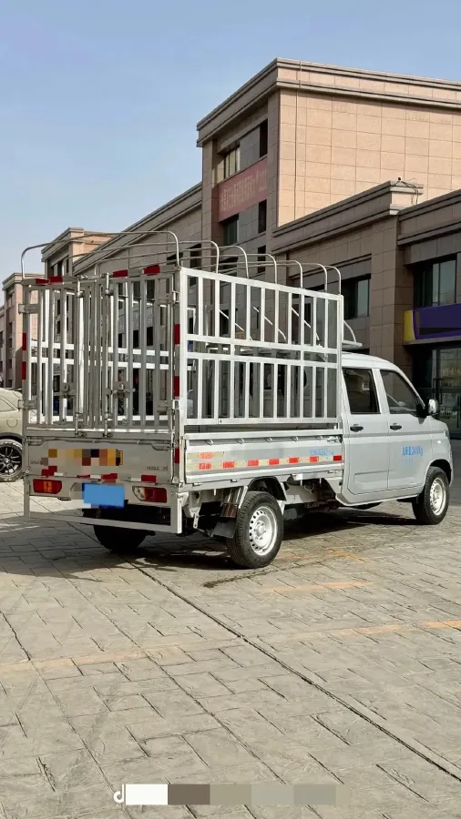2019 WuLing RongGuang New Truck 1.8L 133HP L4 5MT,autocango,china used car exporter,china ev exporter,chinese used car exporter,chinese used ev exporter