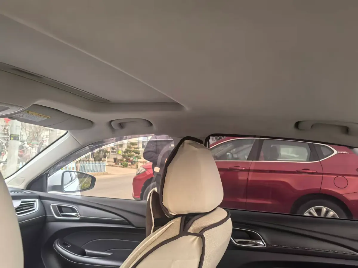 2019 Roewe i5 1.5L 120HP L4 CVT,autocango,china used car exporter,china ev exporter,chinese used car exporter,chinese used ev exporter