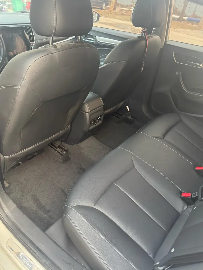 2019 Roewe i6 1.5T 169HP L4 AMT PHEV 9.1KWH,autocango,china used car exporter,china ev exporter,chinese used car exporter,chinese used ev exporter