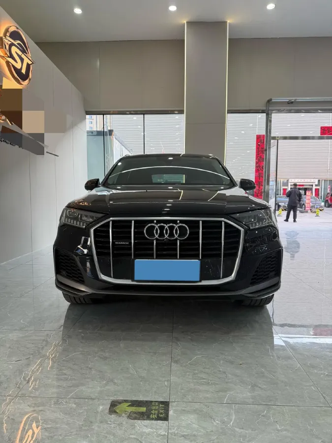 2021 Audi Q7 3.0T 340HP V6 8AT,autocango,china used car exporter,china ev exporter,chinese used car exporter,chinese used ev exporter