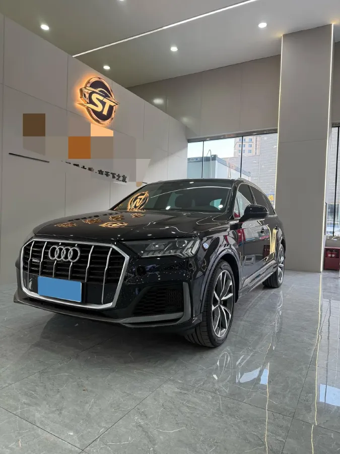 2021 Audi Q7 3.0T 340HP V6 8AT,autocango,china used car exporter,china ev exporter,chinese used car exporter,chinese used ev exporter