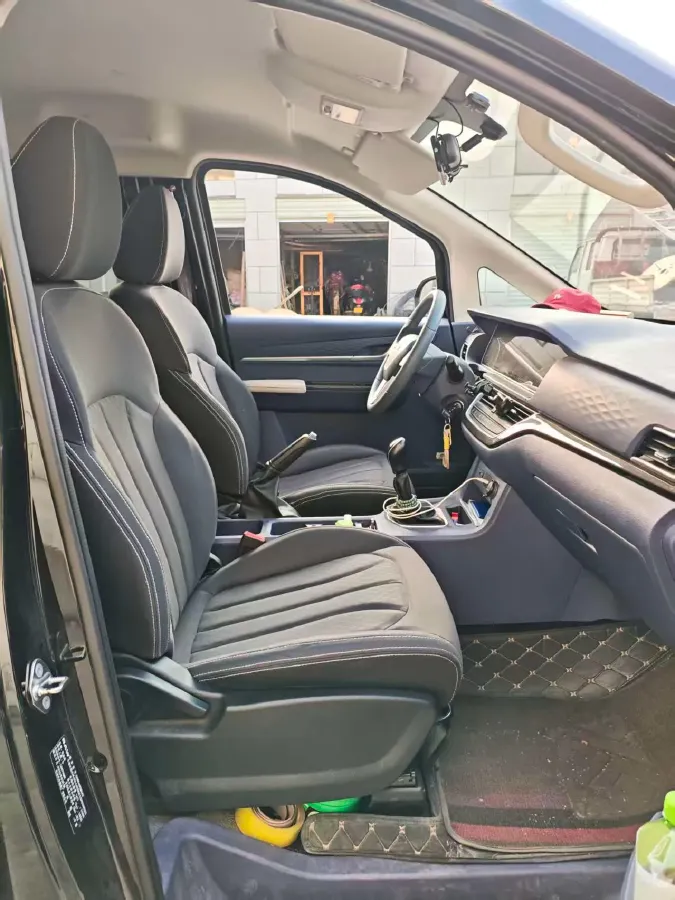 2025 BAW RuiSheng Trump M7 1.6L 124HP L4 5MT,autocango,china used car exporter,china ev exporter,chinese used car exporter,chinese used ev exporter