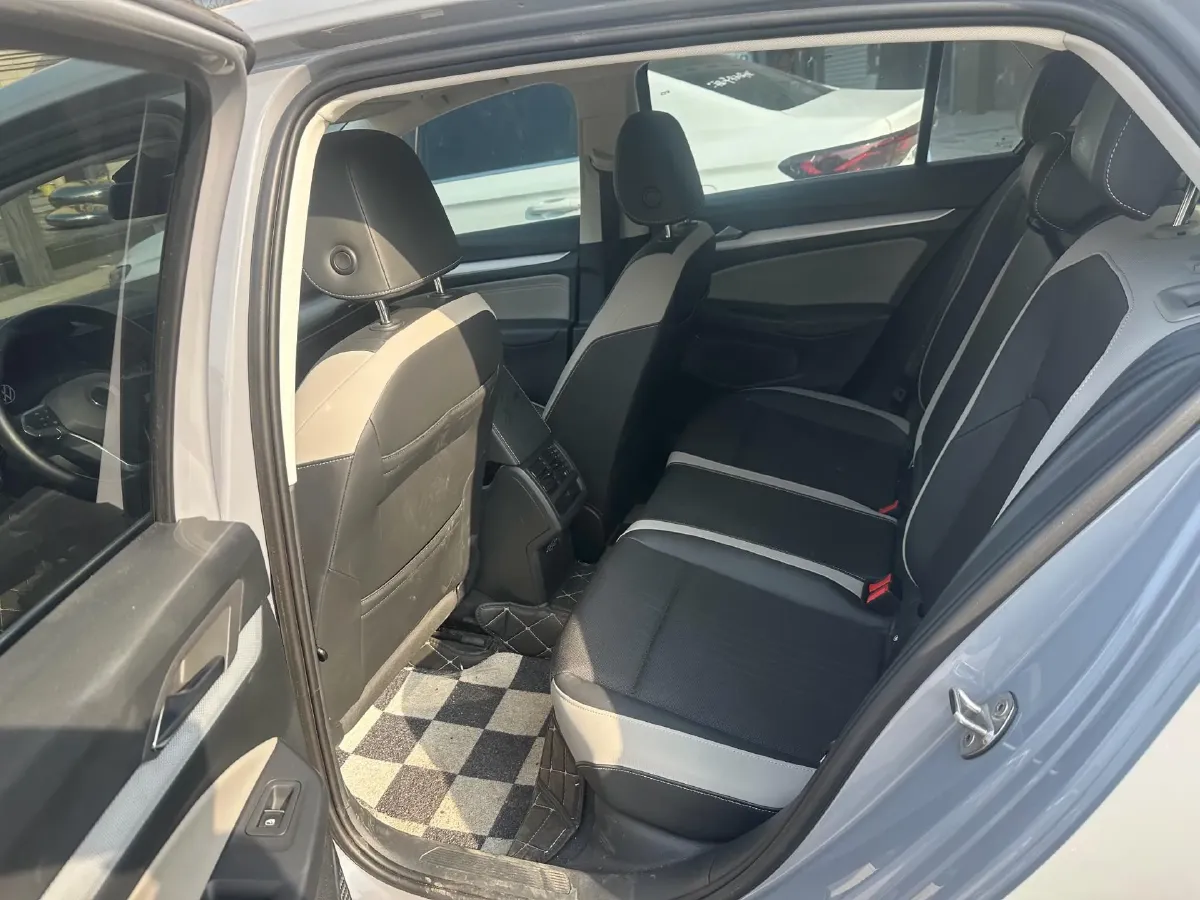 2021 Volkswagen Golf 1.4T 150HP L4 7DCT,autocango,china used car exporter,china ev exporter,chinese used car exporter,chinese used ev exporter