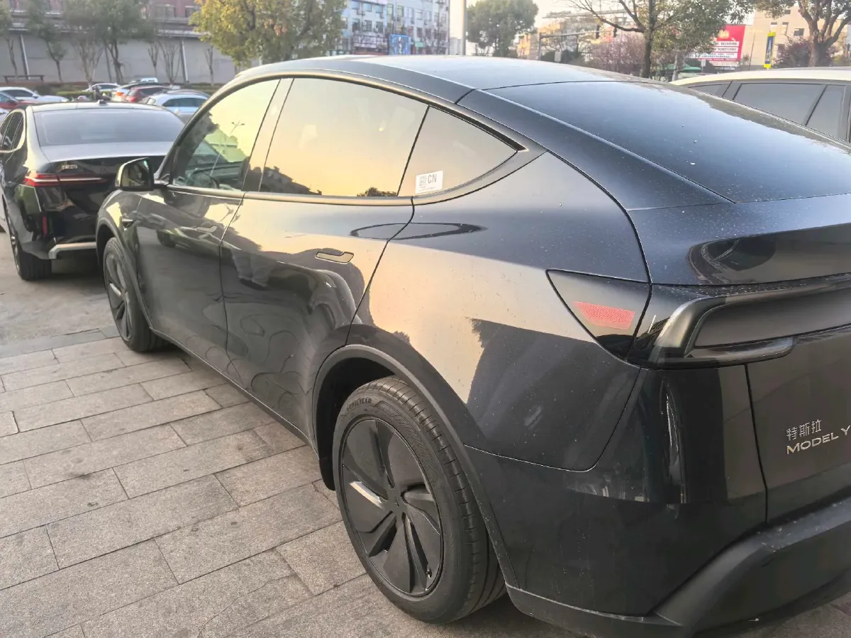2026 Tesla Model Y BEV,autocango,china used car exporter,china ev exporter,chinese used car exporter,chinese used ev exporter