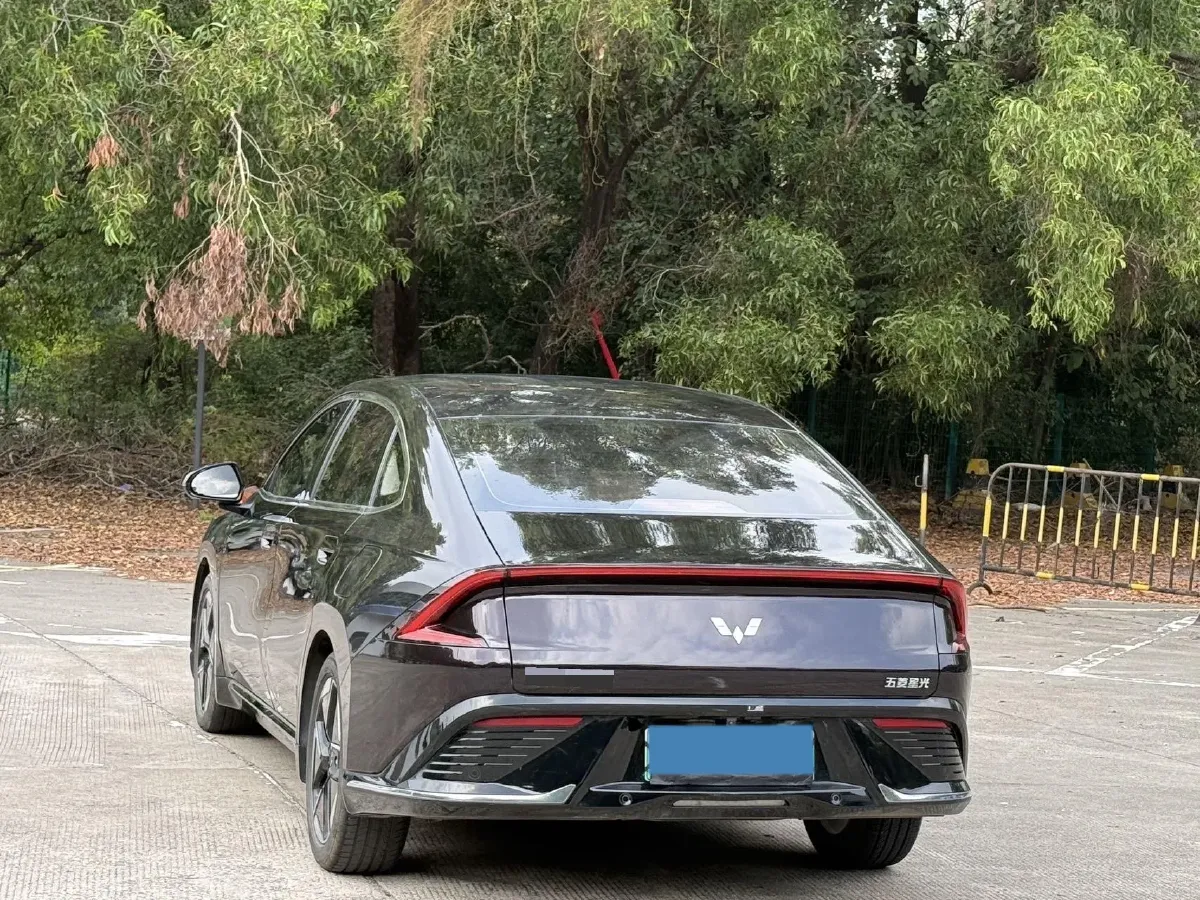 2023 WuLing XingGuang 1.5L 106HP L4 E-CVT PHEV 20.5KWH,autocango,china used car exporter,china ev exporter,chinese used car exporter,chinese used ev exporter