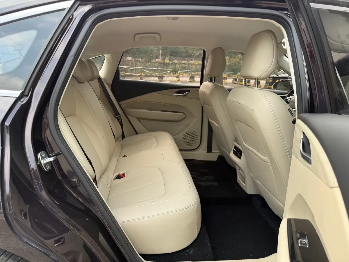 2023 WuLing XingGuang 1.5L 106HP L4 E-CVT PHEV 20.5KWH,autocango,china used car exporter,china ev exporter,chinese used car exporter,chinese used ev exporter