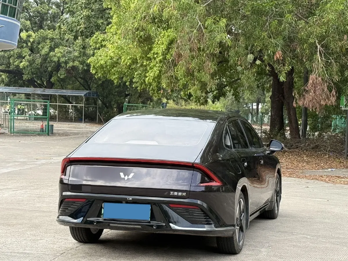 2023 WuLing XingGuang 1.5L 106HP L4 E-CVT PHEV 20.5KWH,autocango,china used car exporter,china ev exporter,chinese used car exporter,chinese used ev exporter