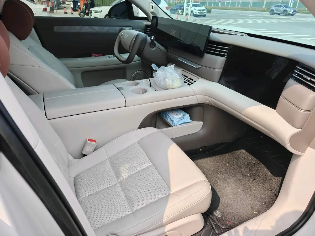 2026 IM LS6 BEV,autocango,china used car exporter,china ev exporter,chinese used car exporter,chinese used ev exporter