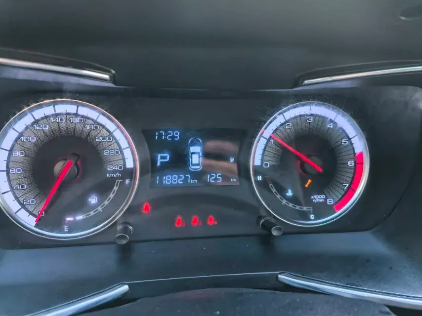 2018 Zotye T500 1.5T 156HP L4 6AT,autocango,china used car exporter,china ev exporter,chinese used car exporter,chinese used ev exporter