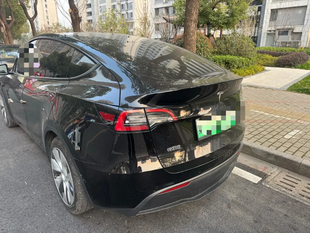 2022 Tesla Model Y BEV 60KWH,autocango,china used car exporter,china ev exporter,chinese used car exporter,chinese used ev exporter