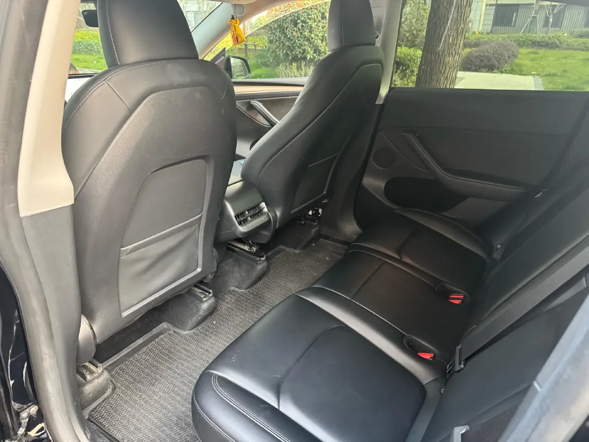 2022 Tesla Model Y BEV 60KWH,autocango,china used car exporter,china ev exporter,chinese used car exporter,chinese used ev exporter