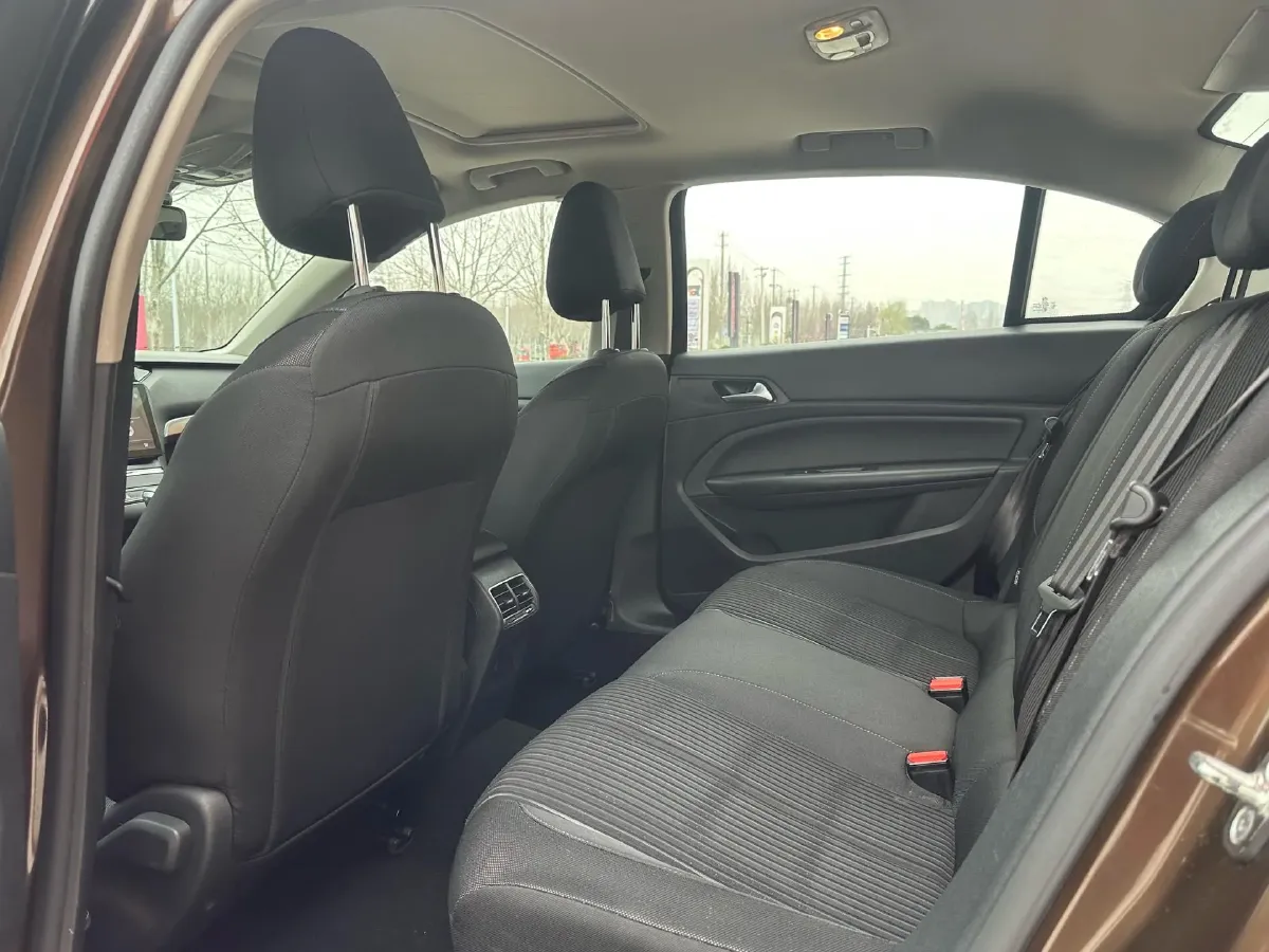 2018 Peugeot 408 1.6T 167HP L4 6AT,autocango,china used car exporter,china ev exporter,chinese used car exporter,chinese used ev exporter