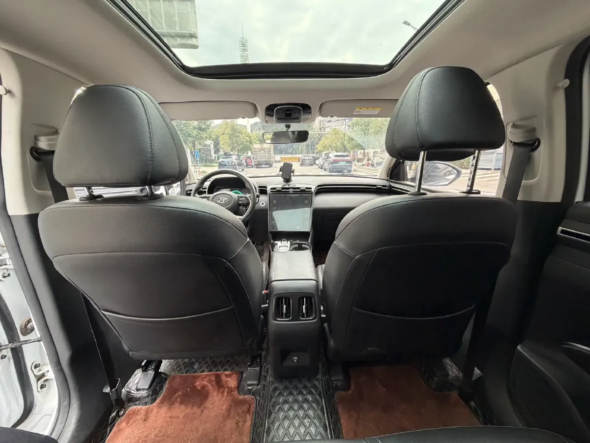 2021 Hyundai Tucson 1.5T 200HP L4 7DCT,autocango,china used car exporter,china ev exporter,chinese used car exporter,chinese used ev exporter