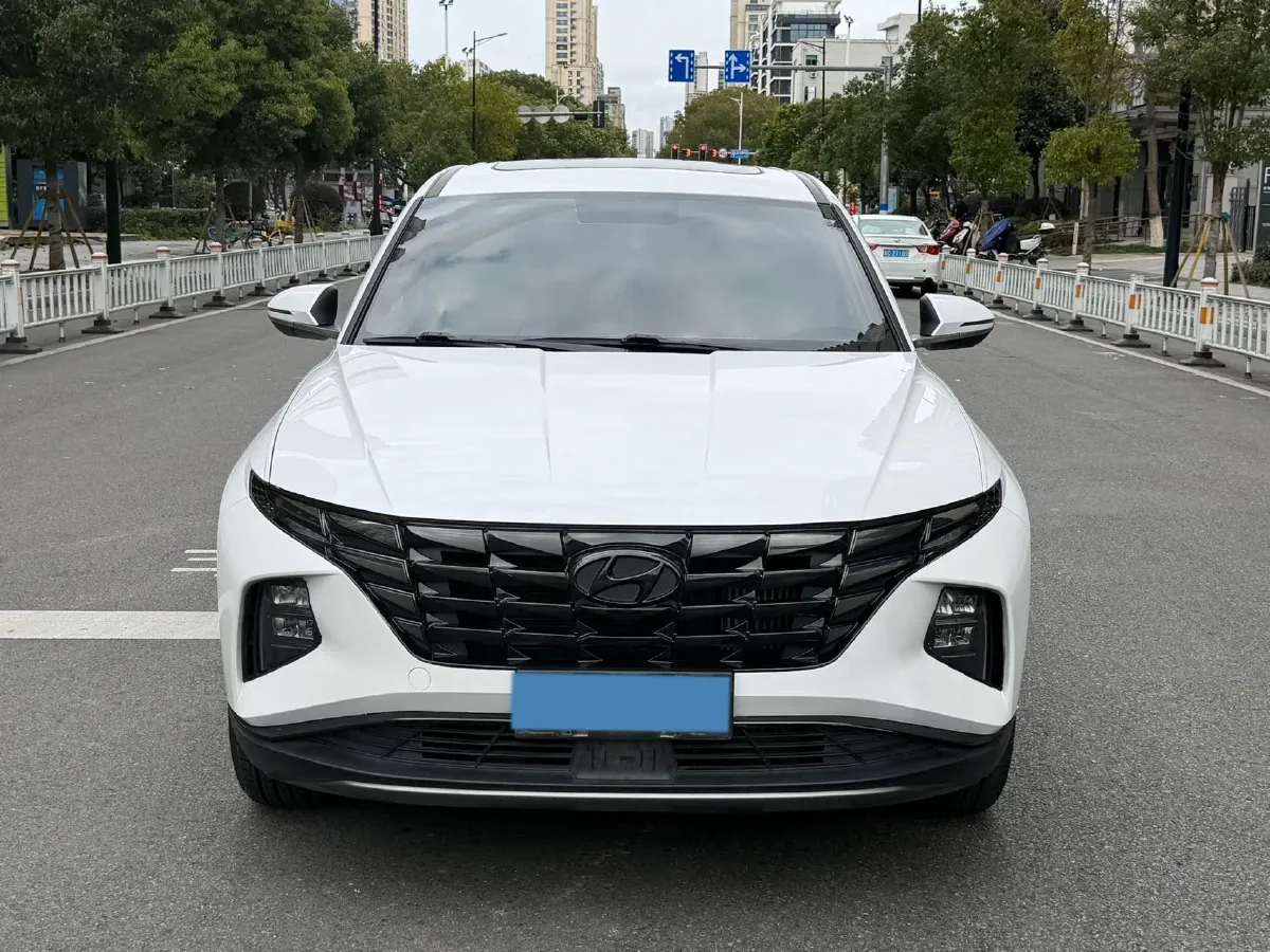 2021 Hyundai Tucson 1.5T 200HP L4 7DCT,autocango,china used car exporter,china ev exporter,chinese used car exporter,chinese used ev exporter