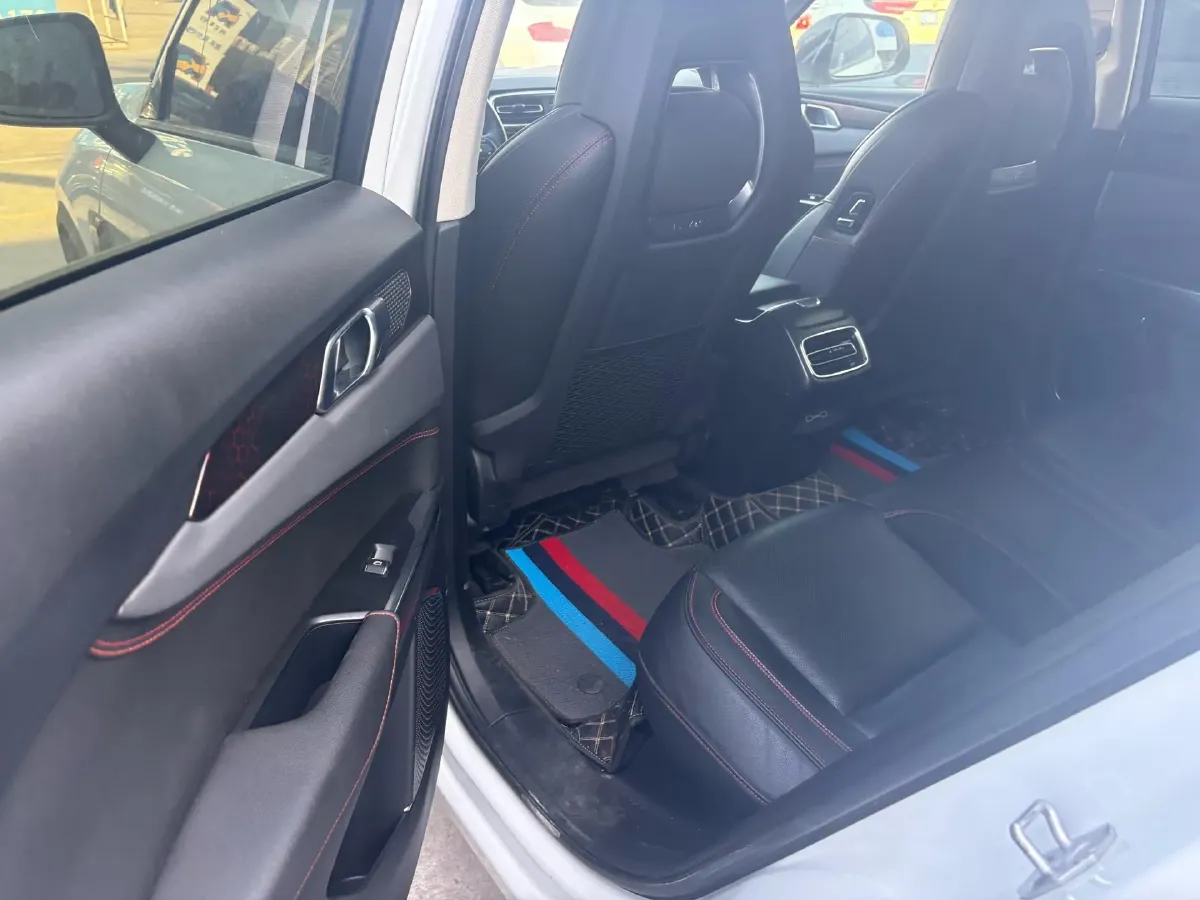 2019 LYNK&CO 01 2.0T 190HP L4 7DCT,autocango,china used car exporter,china ev exporter,chinese used car exporter,chinese used ev exporter