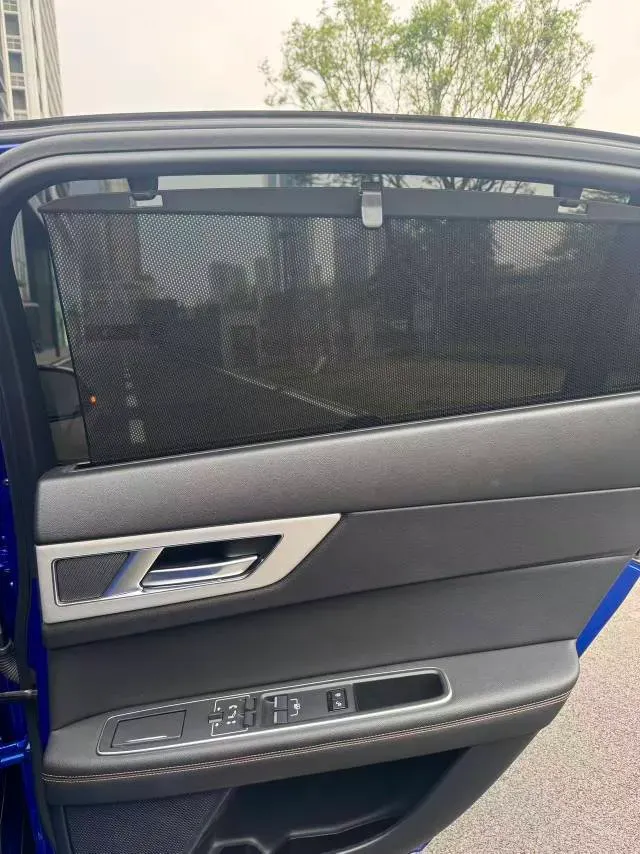 2019 Land Rover Discovery Sport 2.0T 200HP L4 9AT,autocango,china used car exporter,china ev exporter,chinese used car exporter,chinese used ev exporter