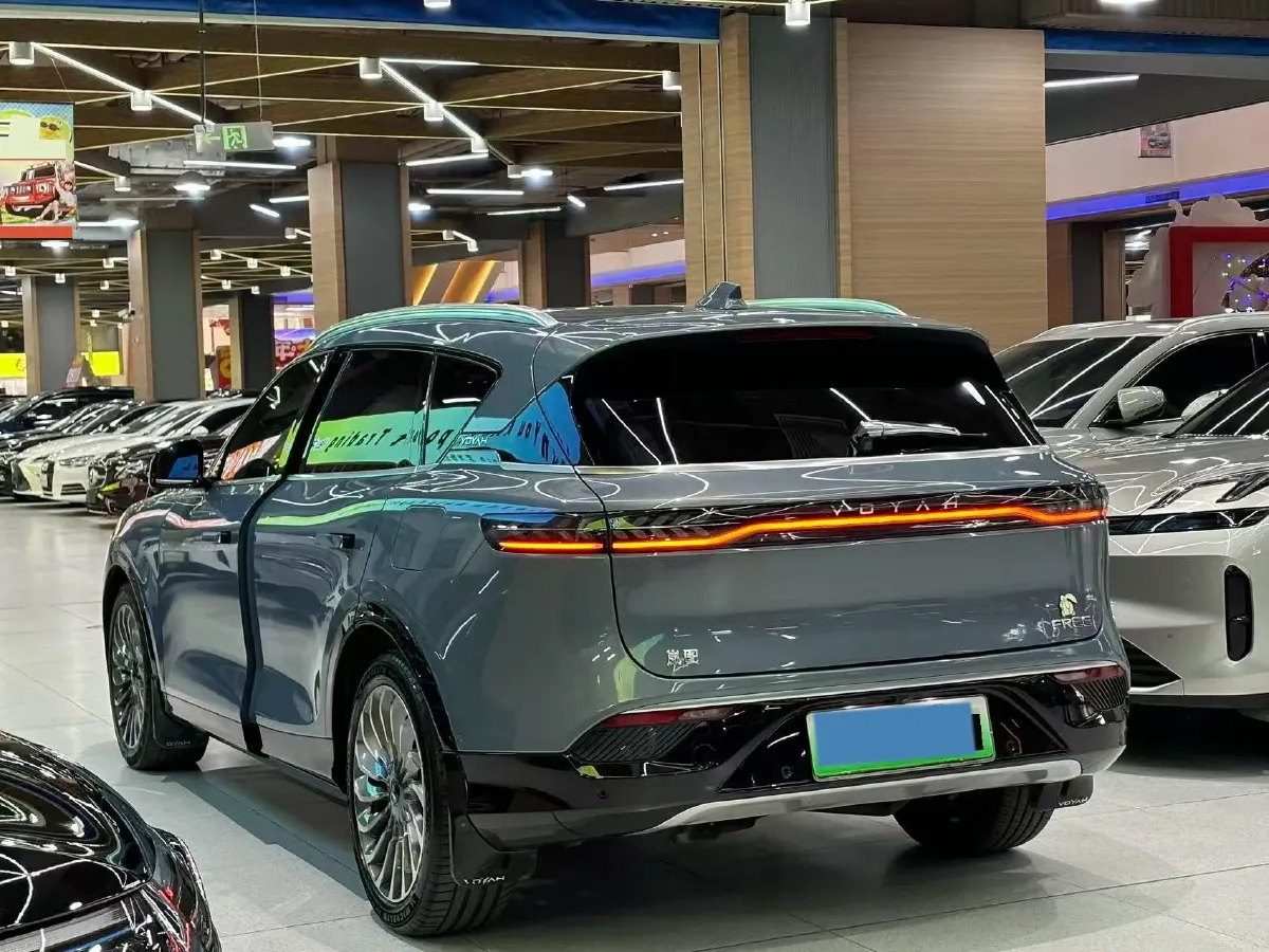 2021 Voyah FREE Range Extended 109HP REEV 33KWH,autocango,china used car exporter,china ev exporter,chinese used car exporter,chinese used ev exporter