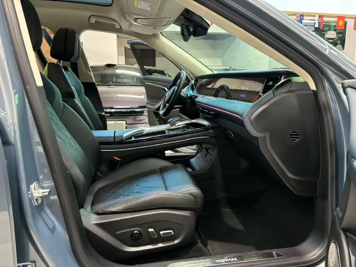 2021 Voyah FREE Range Extended 109HP REEV 33KWH,autocango,china used car exporter,china ev exporter,chinese used car exporter,chinese used ev exporter