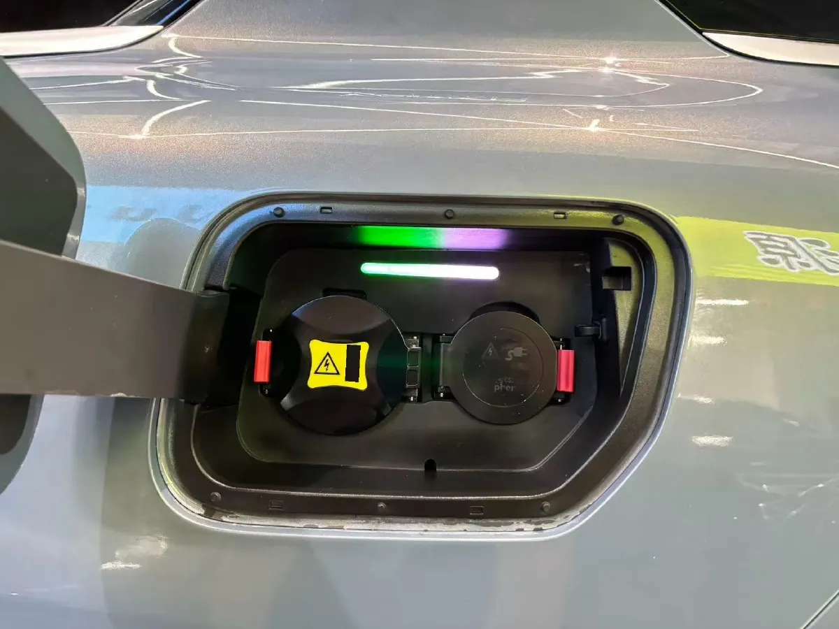 2021 Voyah FREE Range Extended 109HP REEV 33KWH,autocango,china used car exporter,china ev exporter,chinese used car exporter,chinese used ev exporter