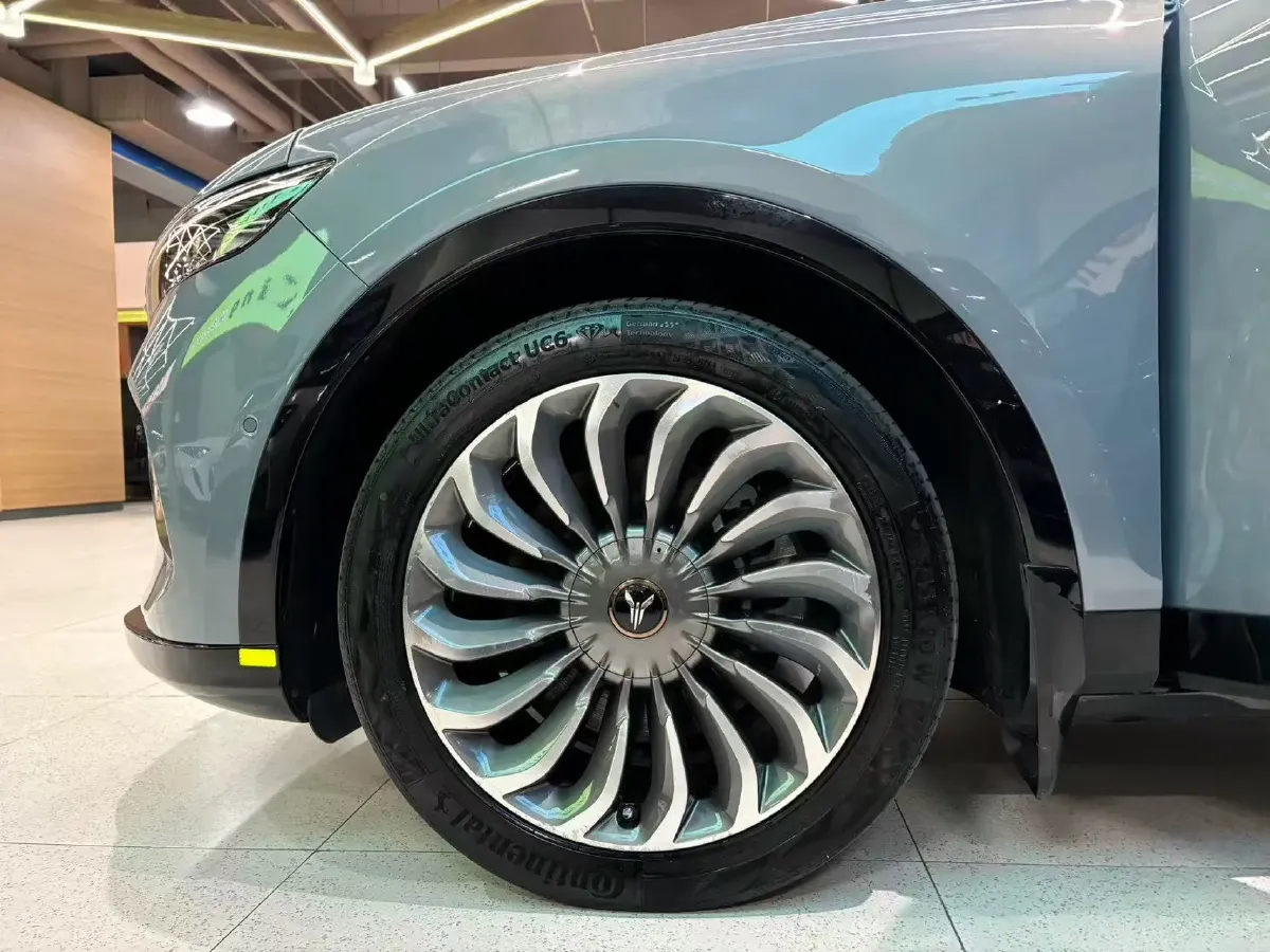 2021 Voyah FREE Range Extended 109HP REEV 33KWH,autocango,china used car exporter,china ev exporter,chinese used car exporter,chinese used ev exporter