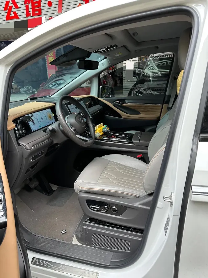 2024 GAC Trumpchi M8 2.0T 252HP L4 8AT,autocango,china used car exporter,china ev exporter,chinese used car exporter,chinese used ev exporter