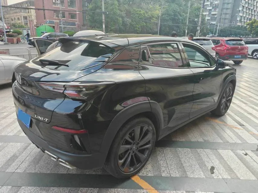 2020 ChangAn UNI-T 1.5T 180HP L4 7DCT,autocango,china used car exporter,china ev exporter,chinese used car exporter,chinese used ev exporter