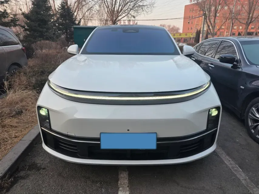2023 Li L7 Range Extended 154HP REEV 40.9KWH,autocango,china used car exporter,china ev exporter,chinese used car exporter,chinese used ev exporter