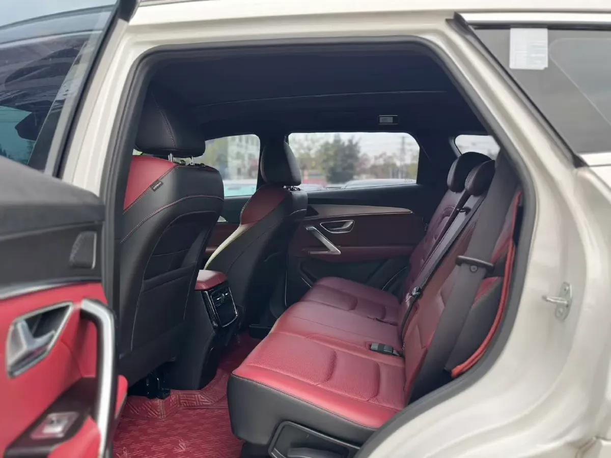 2021 Haval H6 2.0T 224HP L4 7DCT,autocango,china used car exporter,china ev exporter,chinese used car exporter,chinese used ev exporter