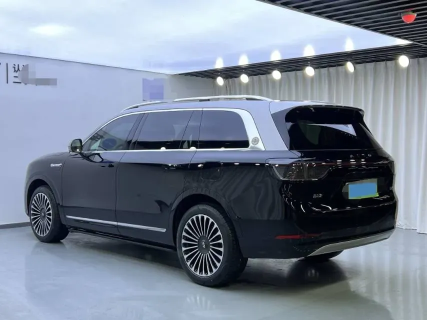 2024 AITO AITO M9 1.5T 152HP L4 REEV 42KWH,autocango,china used car exporter,china ev exporter,chinese used car exporter,chinese used ev exporter