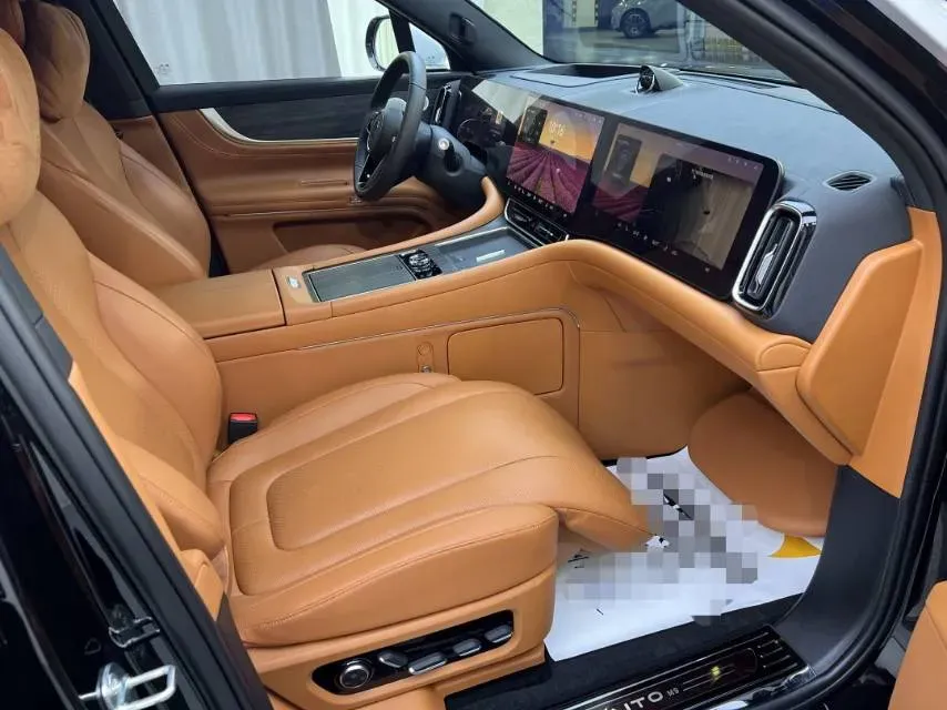 2024 AITO AITO M9 1.5T 152HP L4 REEV 42KWH,autocango,china used car exporter,china ev exporter,chinese used car exporter,chinese used ev exporter