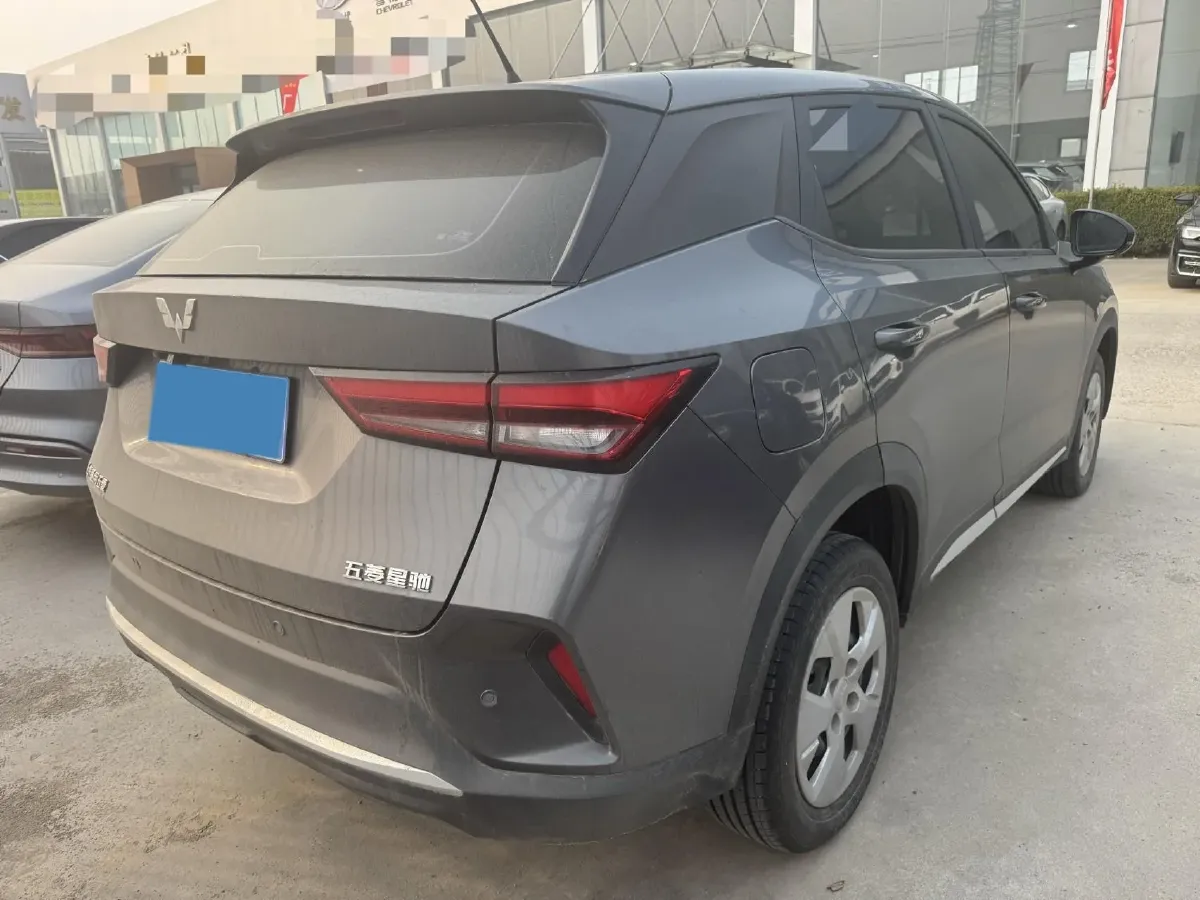 2022 WuLing XingChi 1.5L 99HP L4 6MT,autocango,china used car exporter,china ev exporter,chinese used car exporter,chinese used ev exporter