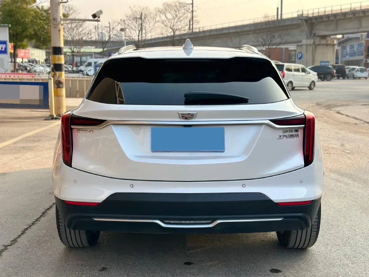 2023 Cadillac GT4 1.5T 211HP L4 9AT,autocango,china used car exporter,china ev exporter,chinese used car exporter,chinese used ev exporter