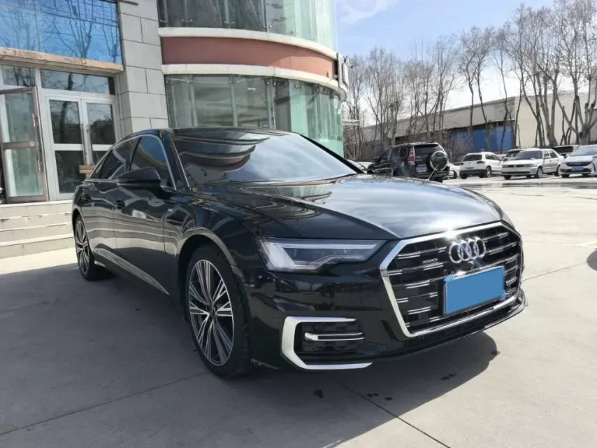 2024 Audi A6L 2.0T 245HP L4 7DCT,autocango,china used car exporter,china ev exporter,chinese used car exporter,chinese used ev exporter