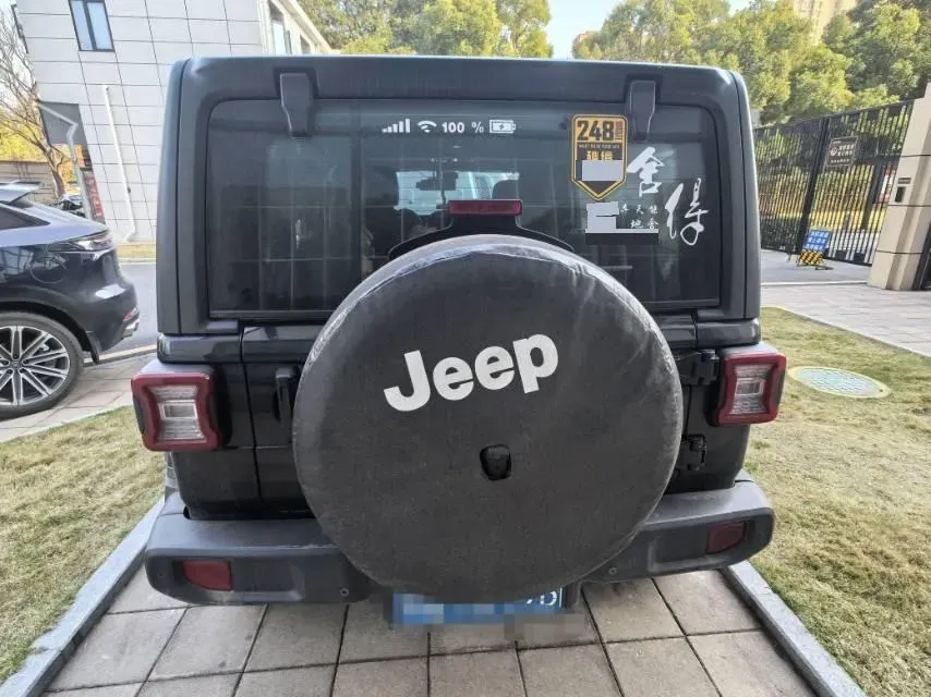2021 Jeep Wrangler 2.0T 266HP L4 8AT,autocango,china used car exporter,china ev exporter,chinese used car exporter,chinese used ev exporter