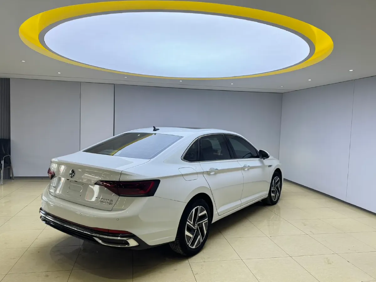 2023 Volkswagen Sagitar 1.4T 150HP L4 7DCT,autocango,china used car exporter,china ev exporter,chinese used car exporter,chinese used ev exporter