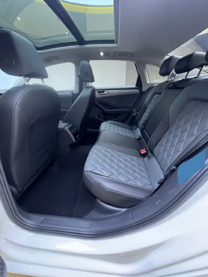 2023 Volkswagen Sagitar 1.4T 150HP L4 7DCT,autocango,china used car exporter,china ev exporter,chinese used car exporter,chinese used ev exporter