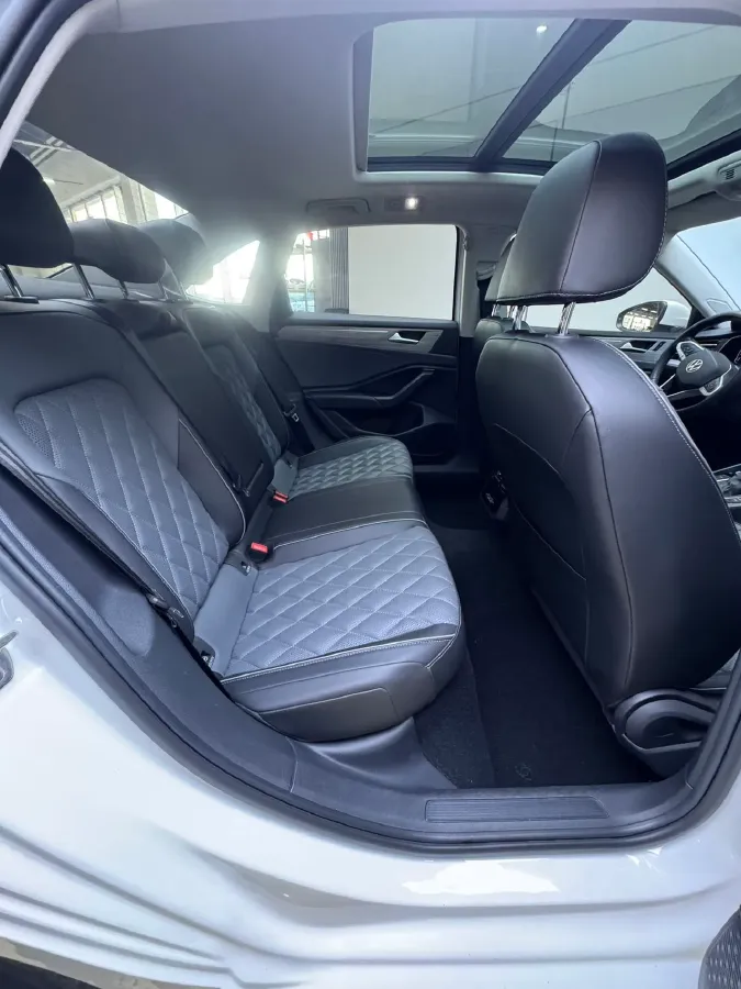 2023 Volkswagen Sagitar 1.4T 150HP L4 7DCT,autocango,china used car exporter,china ev exporter,chinese used car exporter,chinese used ev exporter