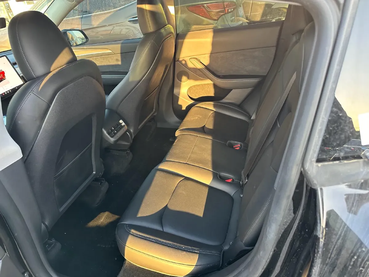 2022 Tesla Model Y BEV 60KWH,autocango,china used car exporter,china ev exporter,chinese used car exporter,chinese used ev exporter