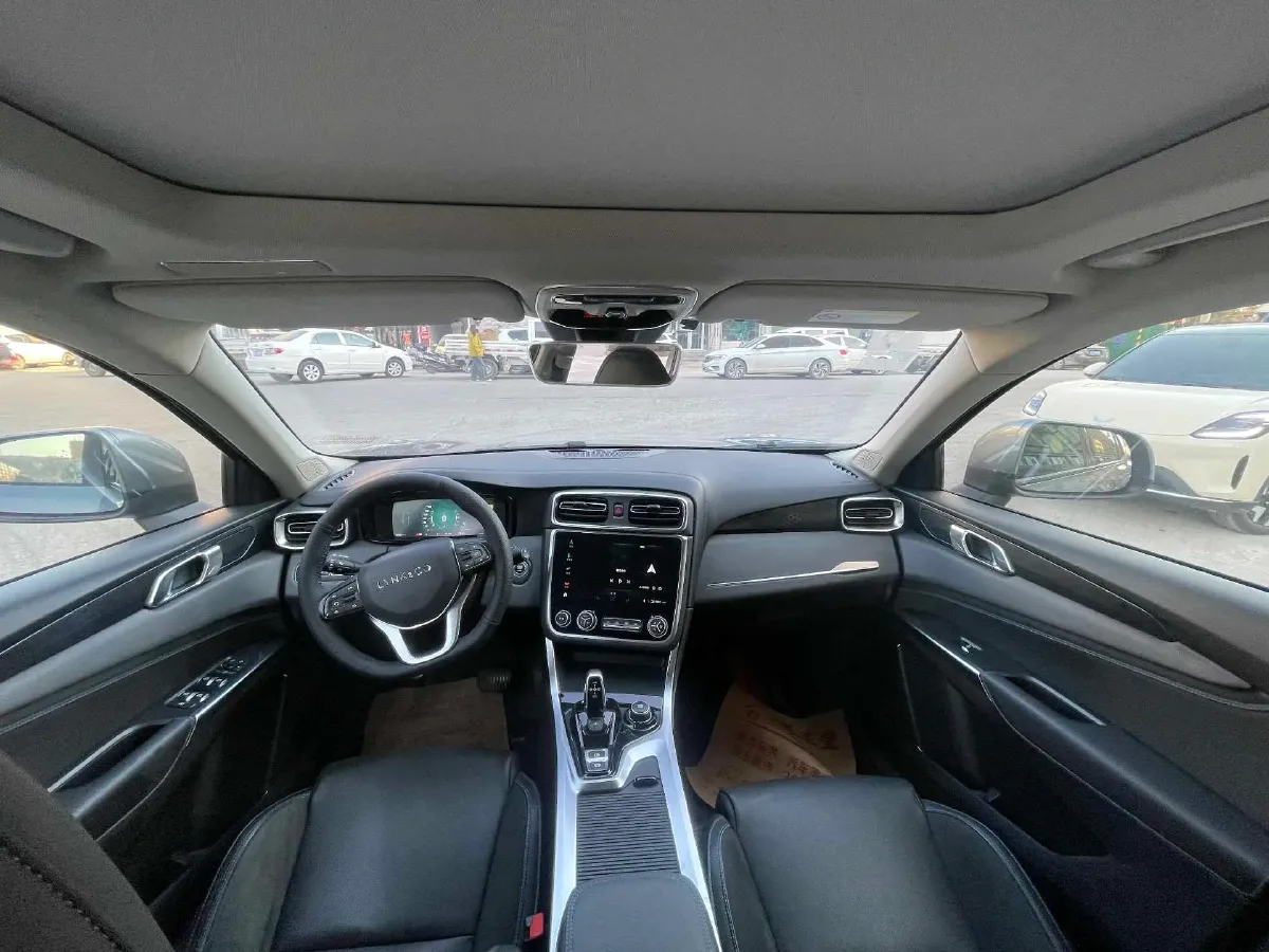 2018 Isuzu Mu-X 1.9T 163HP L4 6AT,autocango,china used car exporter,china ev exporter,chinese used car exporter,chinese used ev exporter