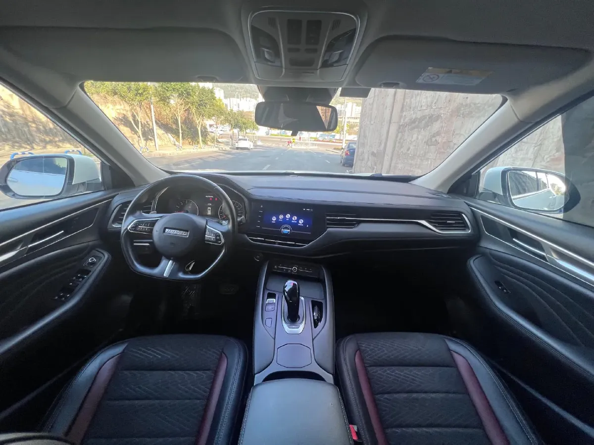 2020 Haval F7 1.5T 169HP L4 7DCT,autocango,china used car exporter,china ev exporter,chinese used car exporter,chinese used ev exporter